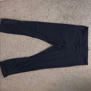 Lululemon black crop running tights